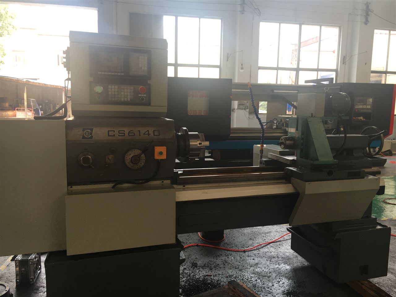 革新精密加工 常州騰創機械設備廠的6140/1m改裝版數控旋風銑解決方案